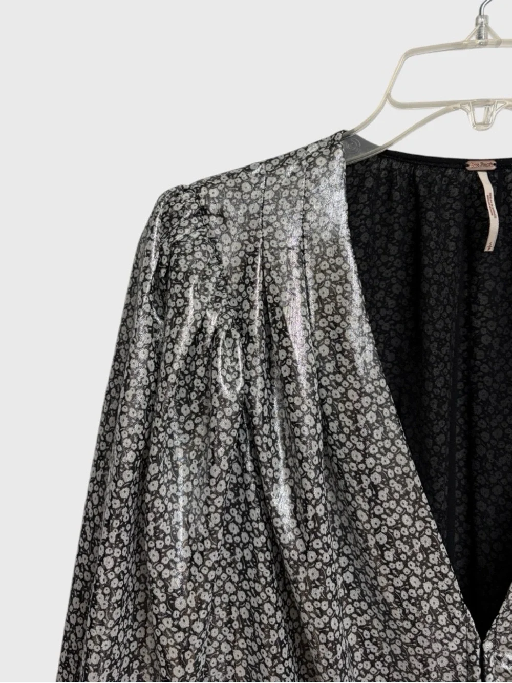 Free People Small Talk That Talk Metallic Silver Floral Top Blouse Size S Disco